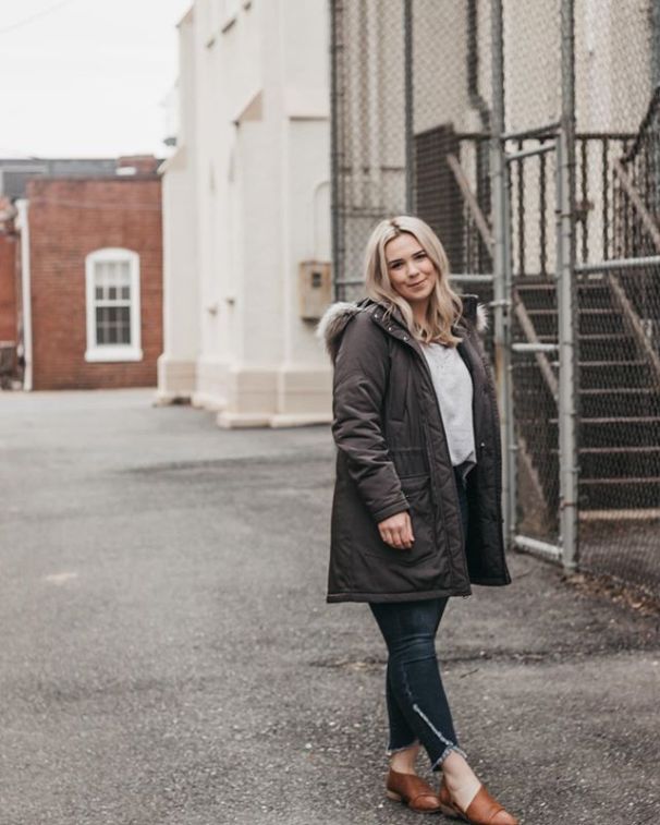 Reposting some pictures from my photography account... hope y’all don’t mind 🙃__#photography #portraitphotography #downtownfredericksburg